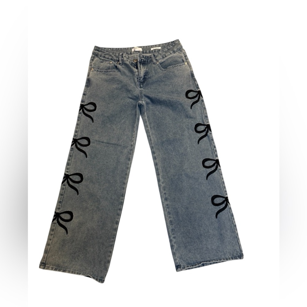 Forever 21 Embroidered Bow Mid Rise Wide Leg Jeans Size L Y2K